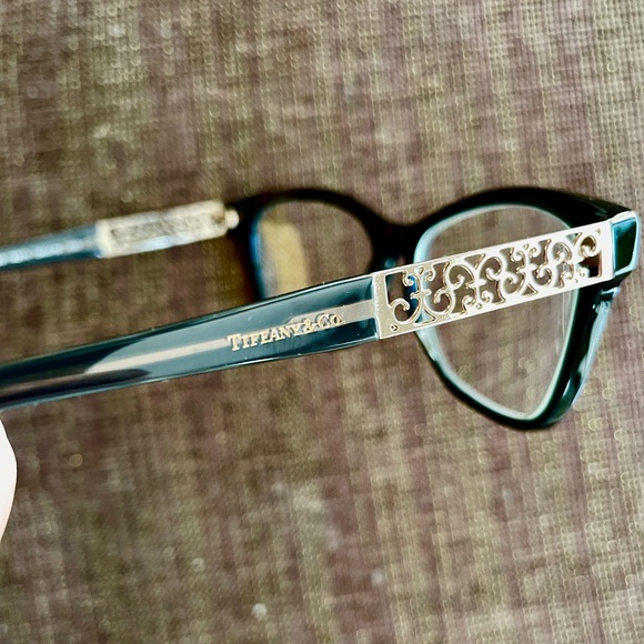 Tiffany Eyewear - Picture 5 of 9
